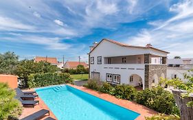 Vip House - Pool & Beach In Caparica